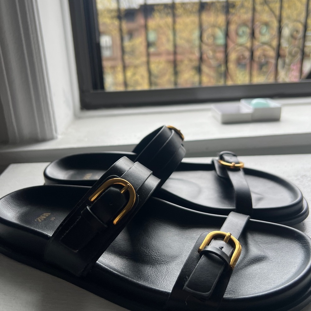 Zara Leather Black Sandals with Gold Buckles Size 39